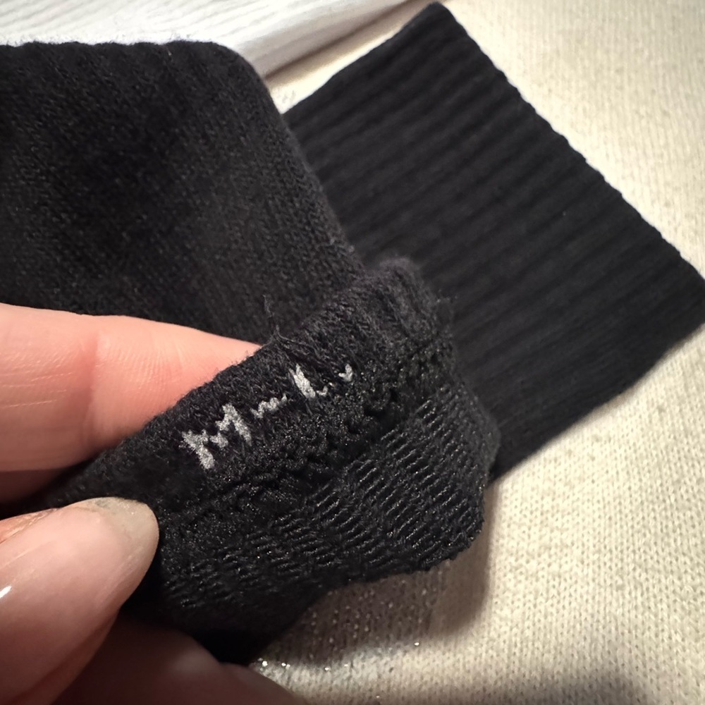 lululemon athletica Black and White Socks NWOT - Picture 2 of 3